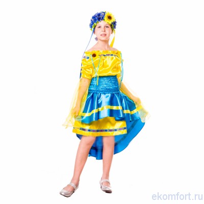 Костюм Украинский патриотический для девочки Украинский патриотический костюм для девочки.  
Комплектность:  венок, блуза, юбка.
 Ткань:  атлас. 
 Размер: 122-128, 134-140, 146-152 см. 

Производство: Украина.

