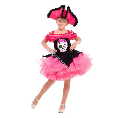 Карнавальный костюм «Пиратка в розовом» В комплект входят: платье с пышной юбкой-пачкой, шляпа
Материал: жаккард, велюр, фатин, поролон, подкладка
Рассчитан на рост: 122-128, 134-140 см
Артикул ДС223