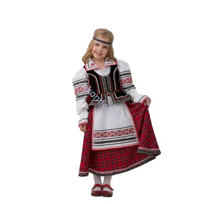 Национальный белорусский костюм на девочку p>Артикул: 5600
Состав: блузка, юбка с фартуком, жилет, повязка на голову
Материал: полиэстер.
Производство: Россия.