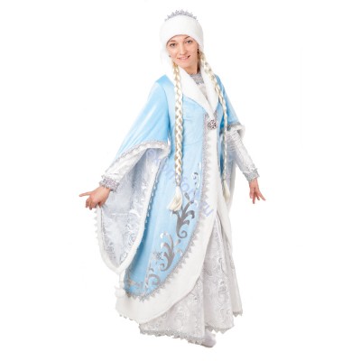 Карнавальный костюм Снегурочки Премиум  В комплект входят: шуба, платье, подъюбник, шапка, косы
​Размер: 48
Артикул: 3007 к-18​